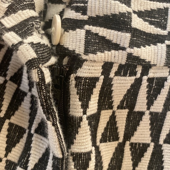 Anthropologie Cartonnier Jacquard black white geometric dress shorts size 14 - Picture 9 of 9